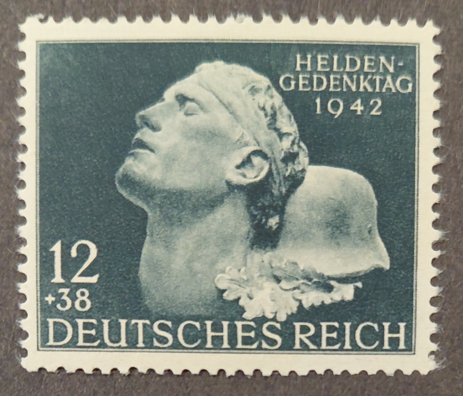 heroesday42